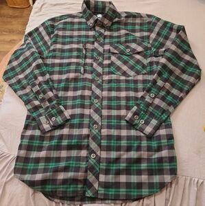 Duluth Trading Co. ALASKA Hardgear‎ Men's SZ Sm. Green Plaid button down Shirt